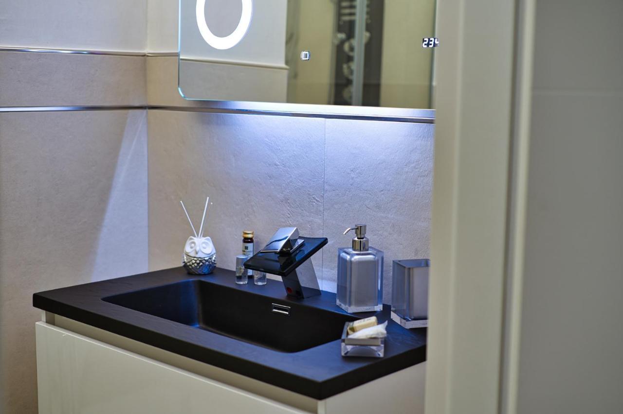 Distinto Suite & Rooms Lecce Dış mekan fotoğraf