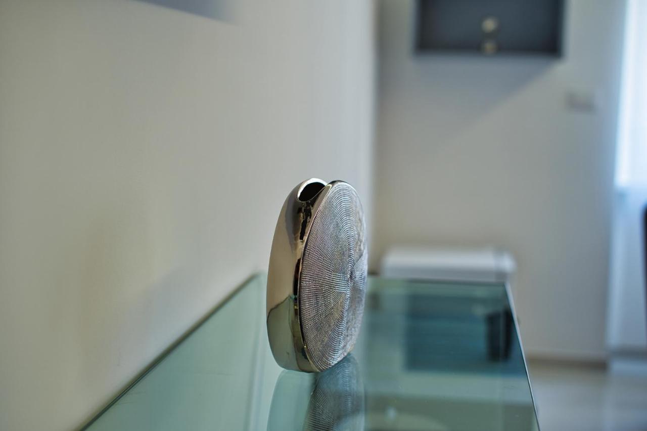 Distinto Suite & Rooms Lecce Dış mekan fotoğraf