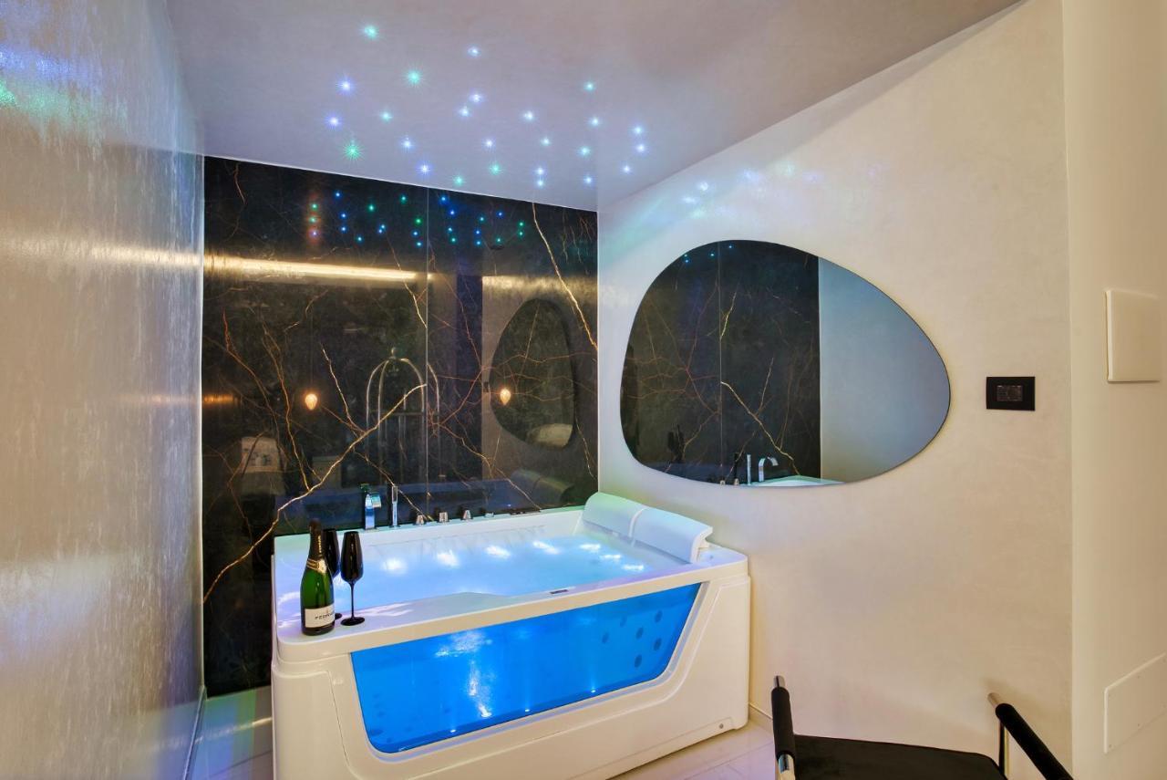 Distinto Suite & Rooms Lecce Dış mekan fotoğraf