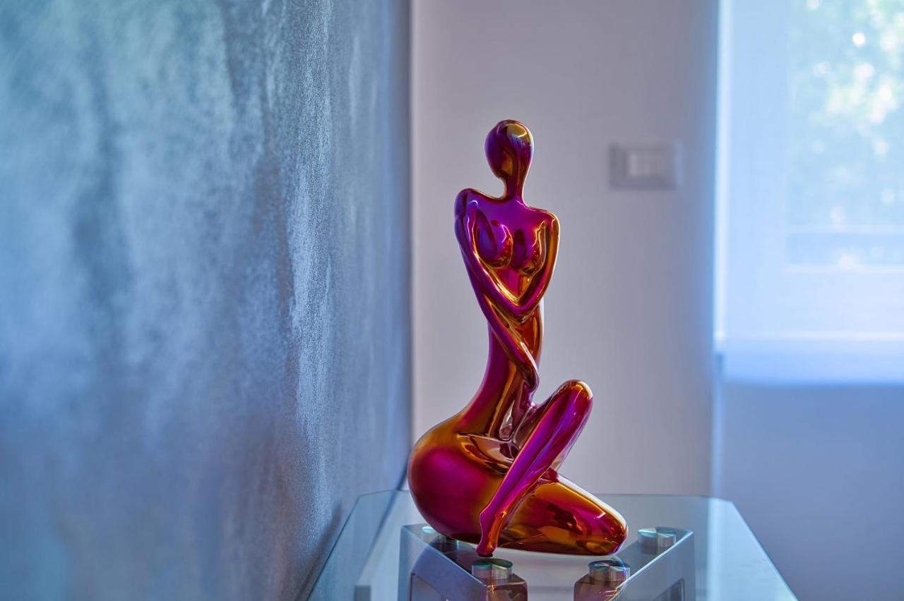 Distinto Suite & Rooms Lecce Dış mekan fotoğraf