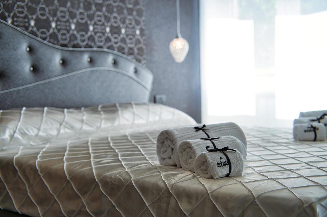 Distinto Suite & Rooms Lecce Dış mekan fotoğraf
