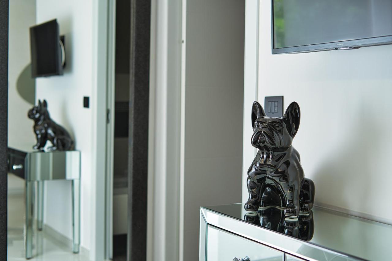 Distinto Suite & Rooms Lecce Dış mekan fotoğraf