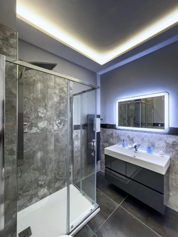 Distinto Suite & Rooms Lecce Dış mekan fotoğraf